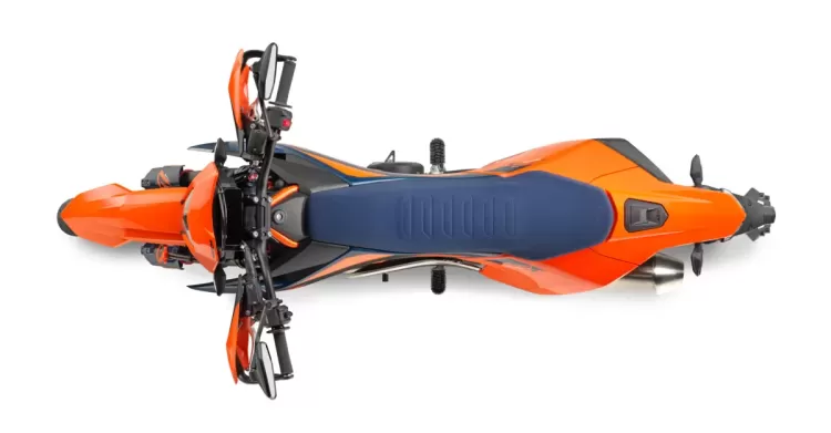 659453 My26 Ktm 690 Smc R Top Down View Eu Global Usa Studio