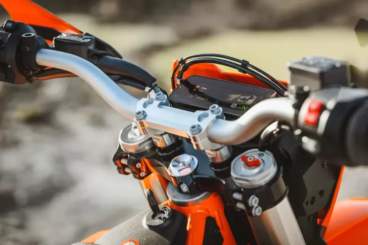 663605 My26 Ktm 690 Enduro R Static Ktm 690 Enduro R Parts Details