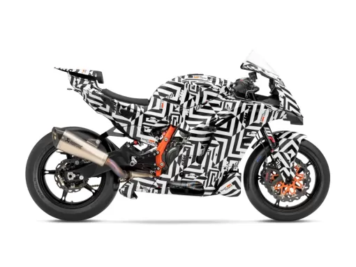 2025-ktm-990-rc-13.jpg